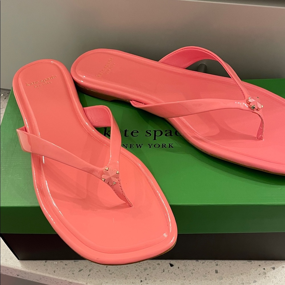 Kate Spade patent leather in size 9 1/2